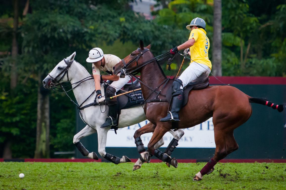 66 Diplomats Cup Gerry Gan tries backhand