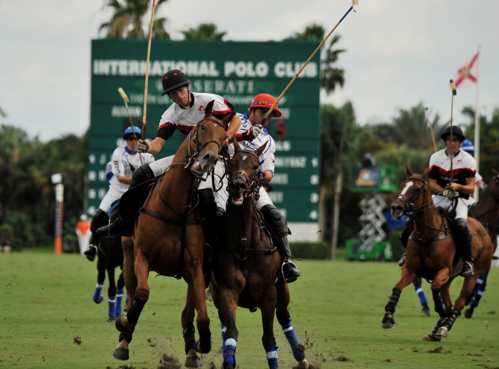 polo 1000x738.93342628093 alegria-vs-valiente-2014-2 2 polomagazine.jpg